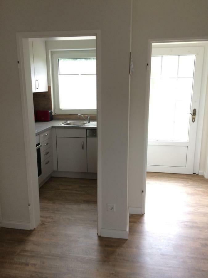 „Luettje Nuest“ Apartment Емден Екстериор снимка